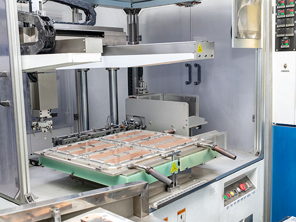 生產(chǎn)設(shè)備